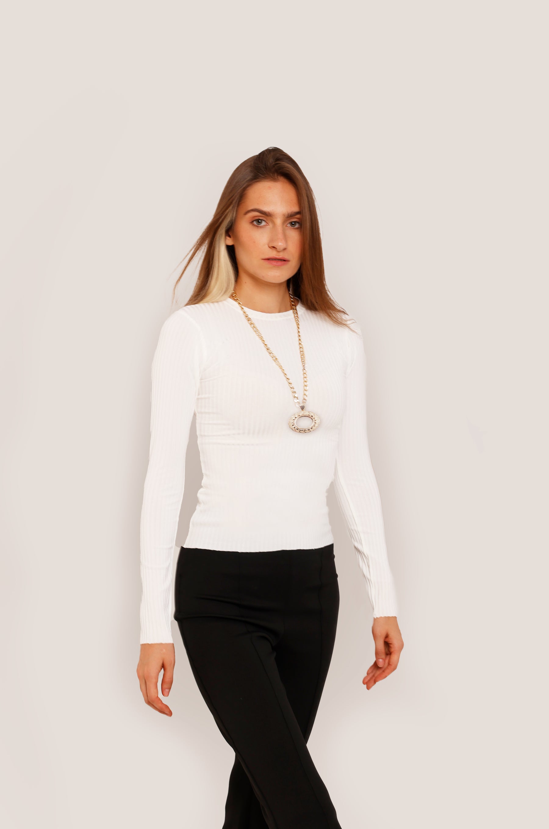 Light knit basic